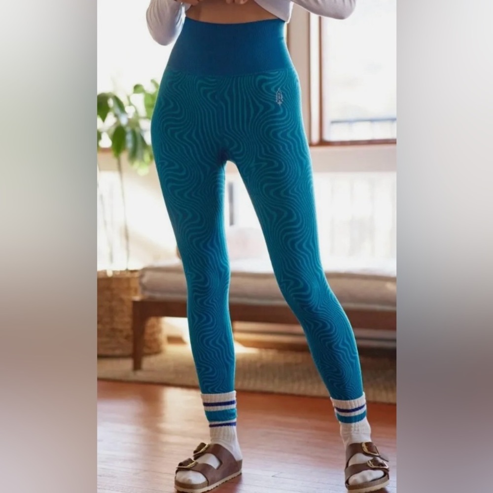 FREE PEOPLE MOVEMENT FREE THROW JACQUARD LEGGINGS SMALL BNWT